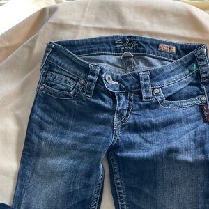 Silver Jeans Women's Dark Blue Skinny Jeans